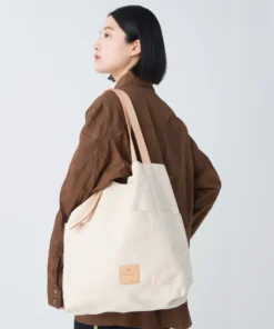 Field Middle Handbag