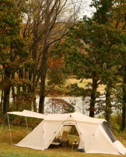 Land Nest Shelter in Ivory
