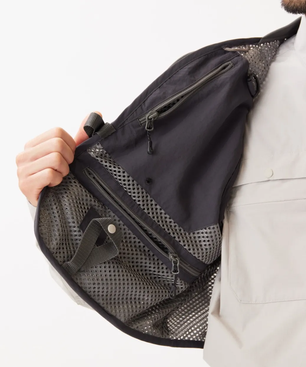 Oreti Vertical Pocket Vest